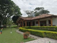 Hermosa casa campestre en la mejor ubicación de Pereira - Finca en Pereira, Risaralda
